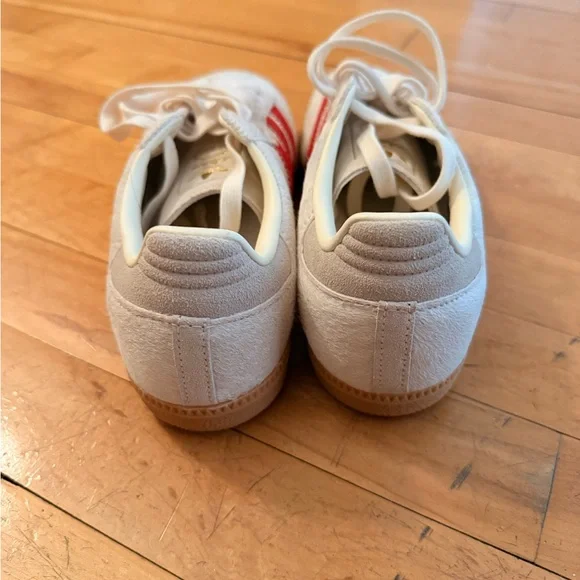 adidas Originals fur Samba OG sneakers in cream and red - Picture 3 of 6